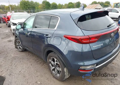 2022 Kia Sportage Lx z USA, uszkodzony, nr VIN KNDPMCACXN7995477